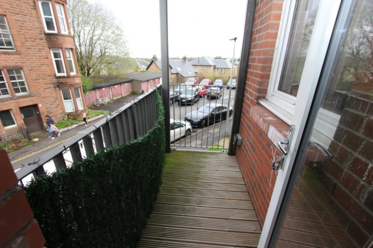 CATHCART, CRAIG TERRACE, G44 3AD - UNFURNISHED