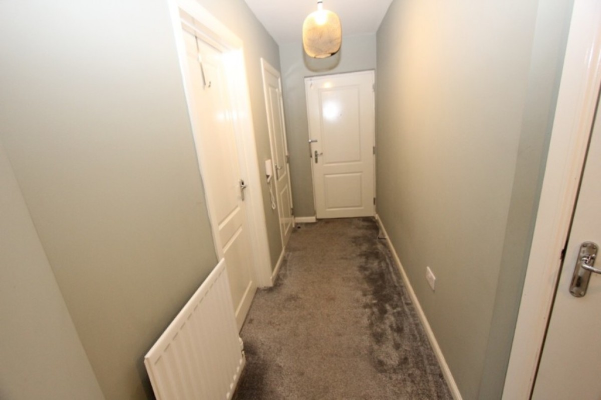 CATHCART, CRAIG TERRACE, G44 3AD - UNFURNISHED