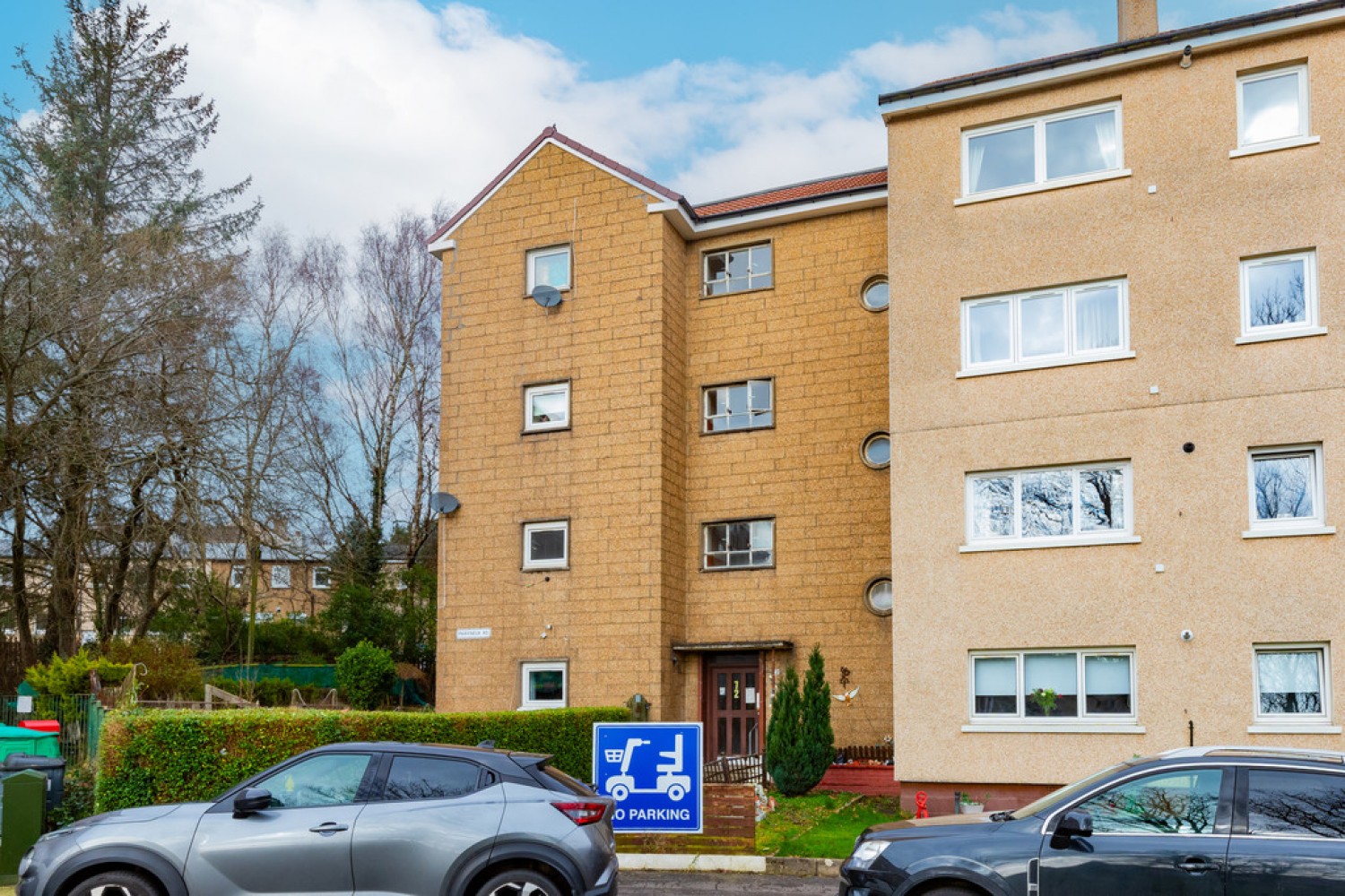 3 bedroom Flat for Sale Mansewood, Glasgow