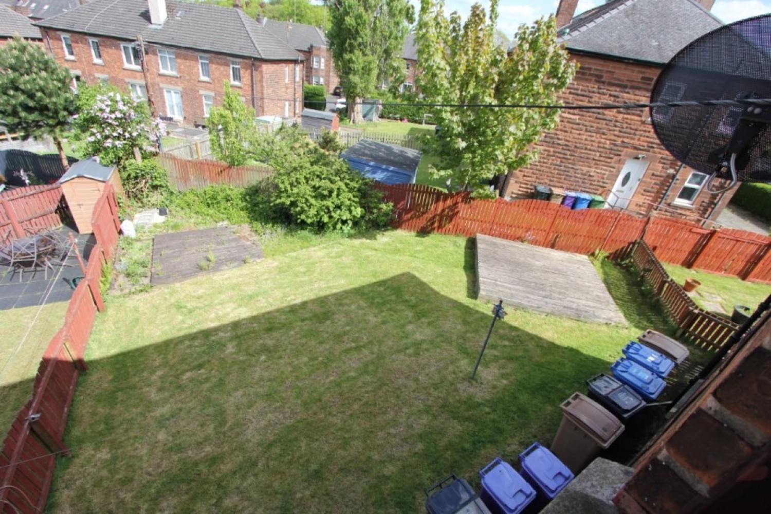 3 bedroom Flat for Letting BELLAHOUSTON- KIRKDALE DRIVE- UNFURNISHED-G52 1EX