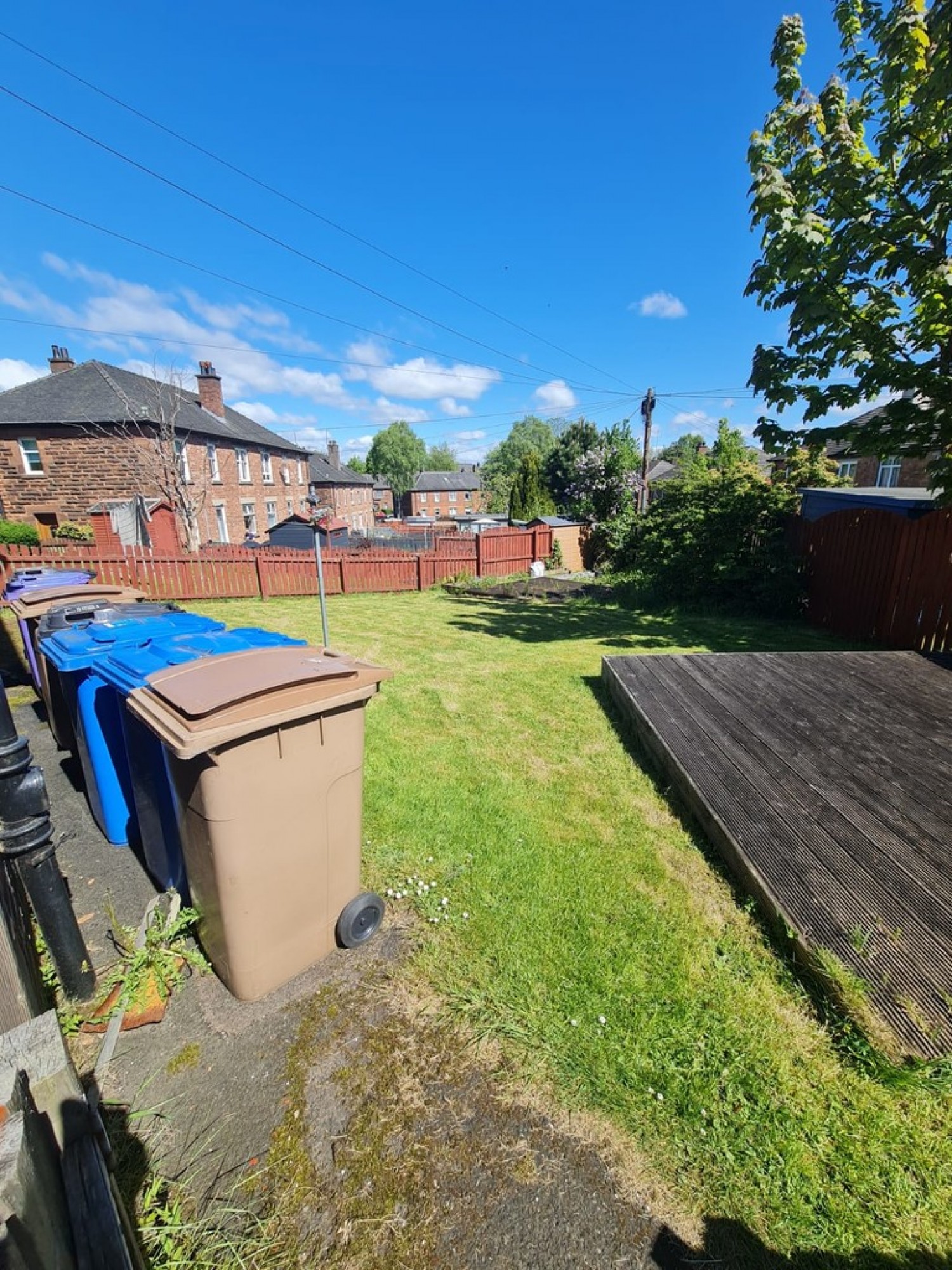 3 bedroom Flat for Letting BELLAHOUSTON- KIRKDALE DRIVE- UNFURNISHED-G52 1EX