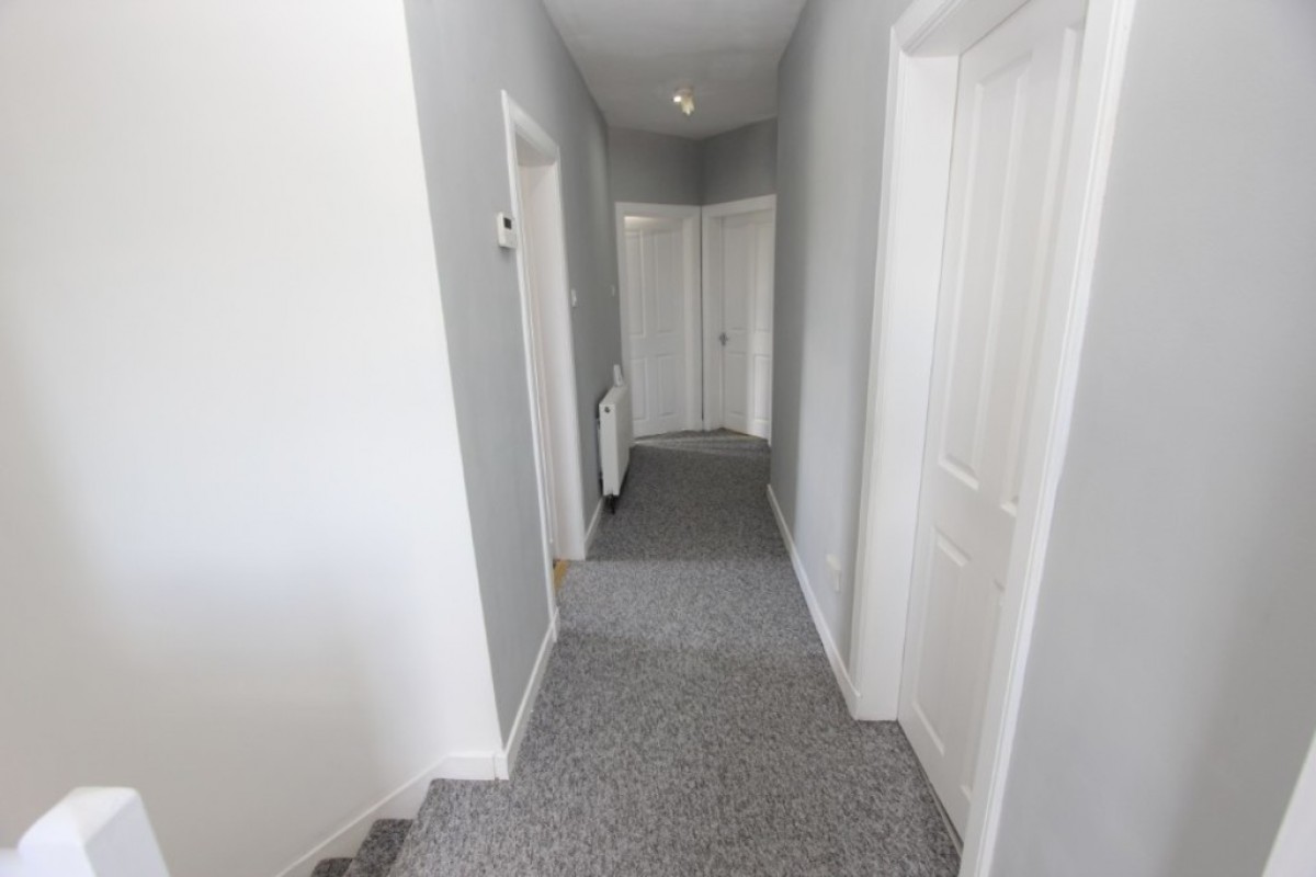 BELLAHOUSTON- KIRKDALE DRIVE- UNFURNISHED-G52 1EX