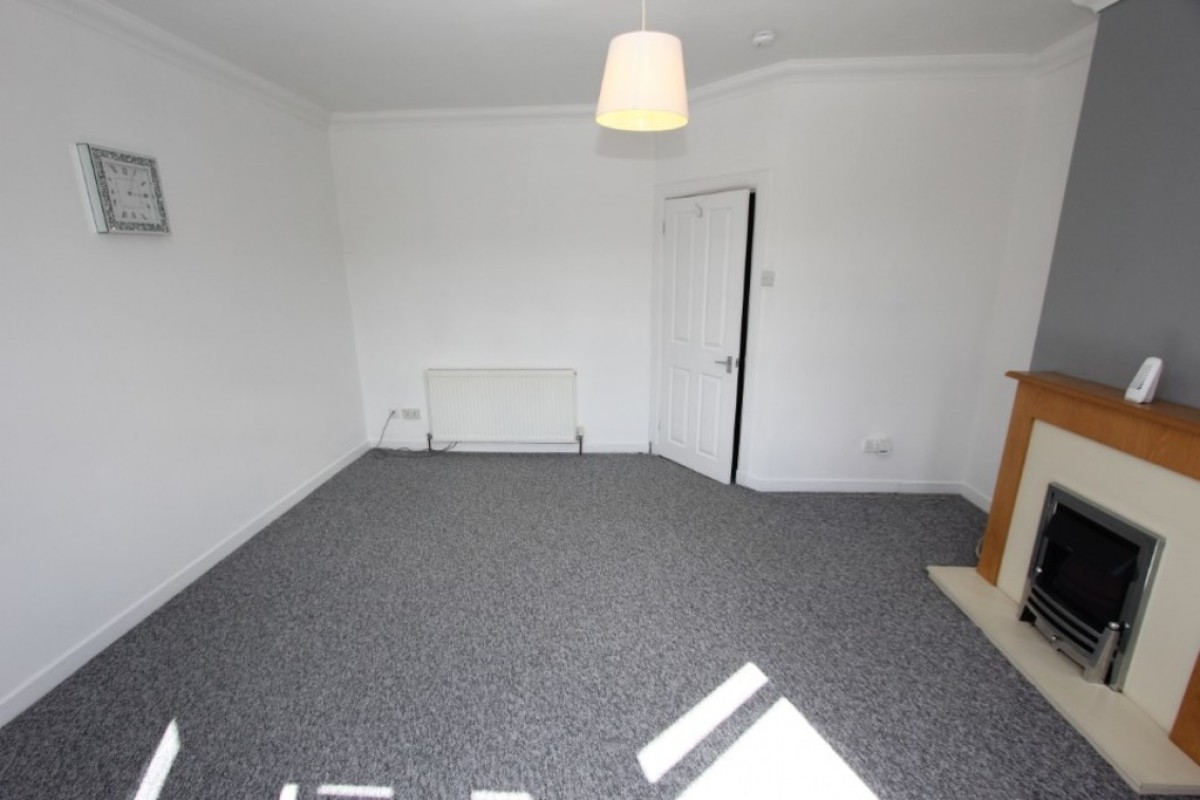 BELLAHOUSTON- KIRKDALE DRIVE- UNFURNISHED-G52 1EX