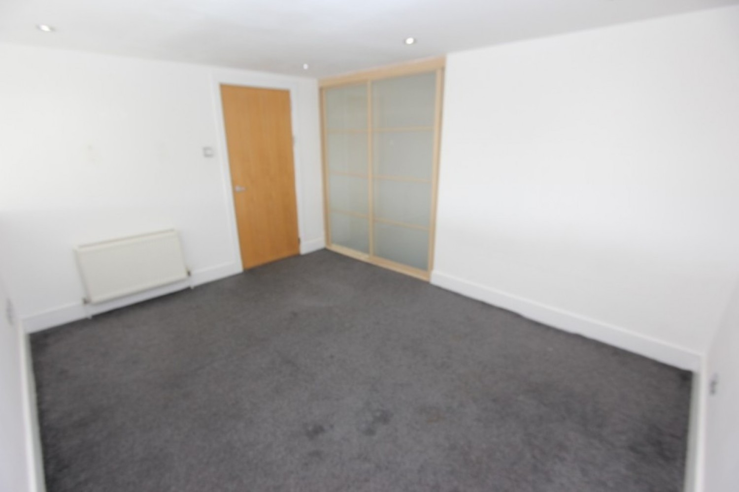 2 bedroom Flat for Letting TRADESTON/KINNING PARK - Carnoustie Street- Unfurnished