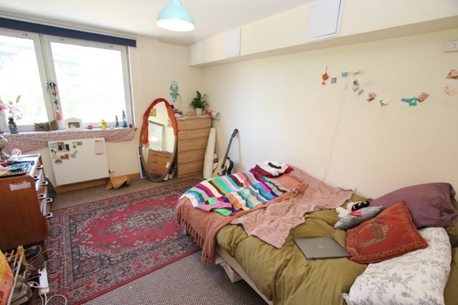 2 bedroom Flat for Letting MERCHANT CITY- INGRAM STREET- PART FURNISHED