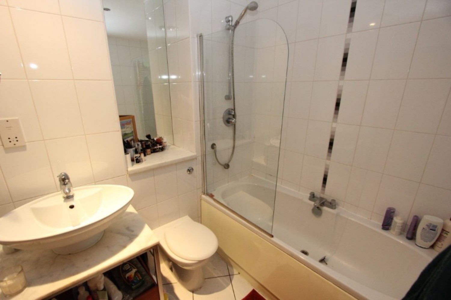 2 bedroom Flat for Letting MERCHANT CITY- INGRAM STREET- PART FURNISHED