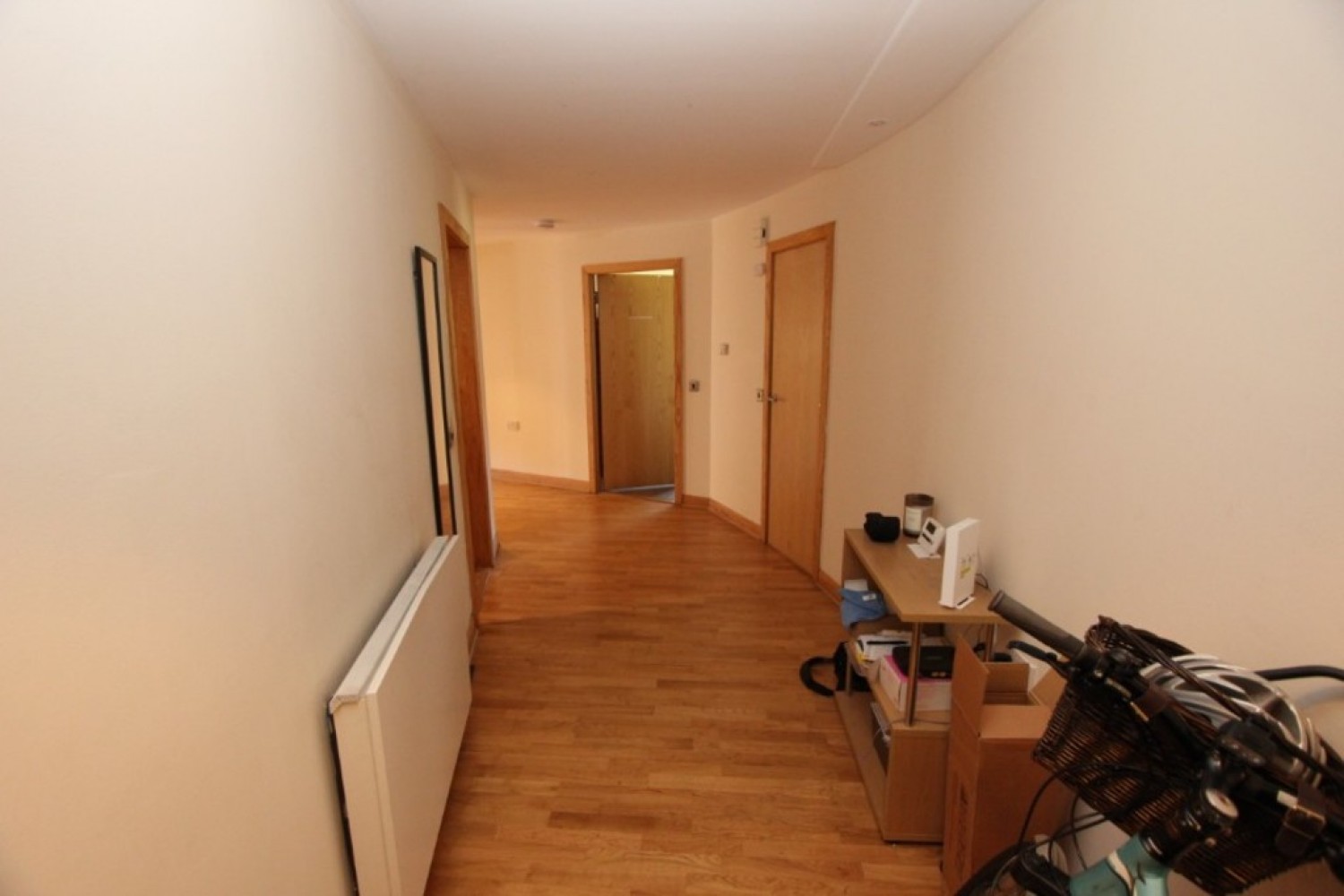 2 bedroom Flat for Letting MERCHANT CITY- INGRAM STREET- PART FURNISHED
