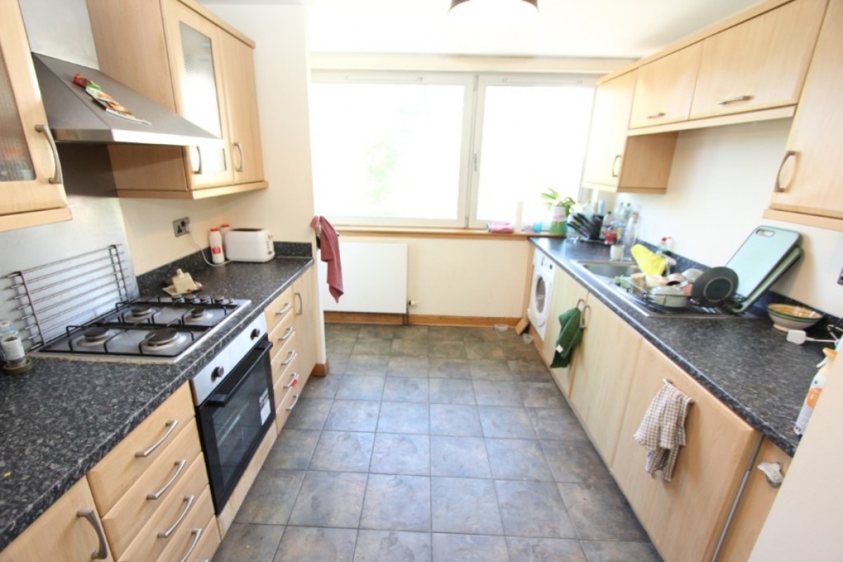 MERCHANT CITY- INGRAM STREET- PART FURNISHED
