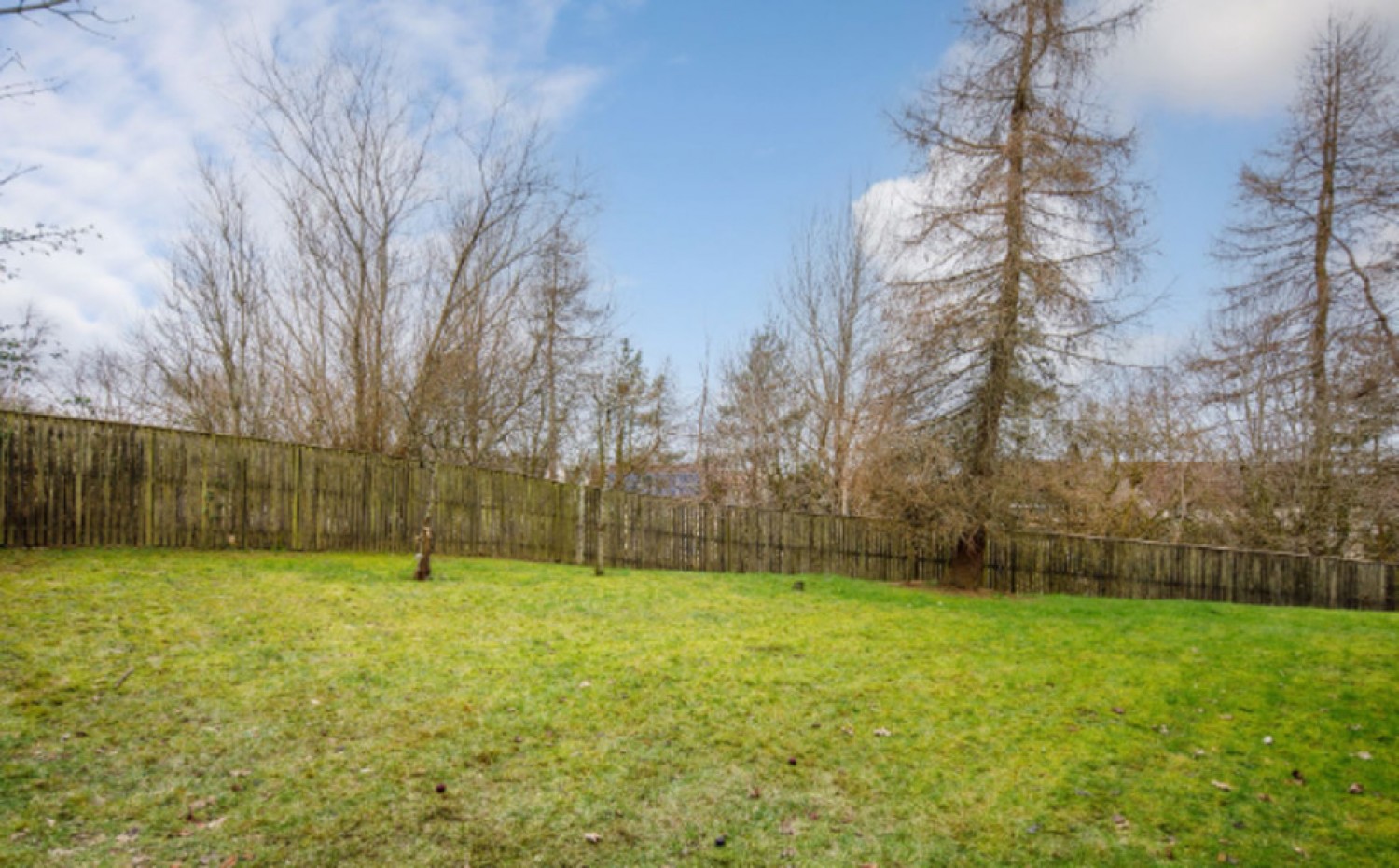 2 bedroom Flat for Letting TRAQUAIR GARDENS- NEWTON MEARNS- UNFURNISHED