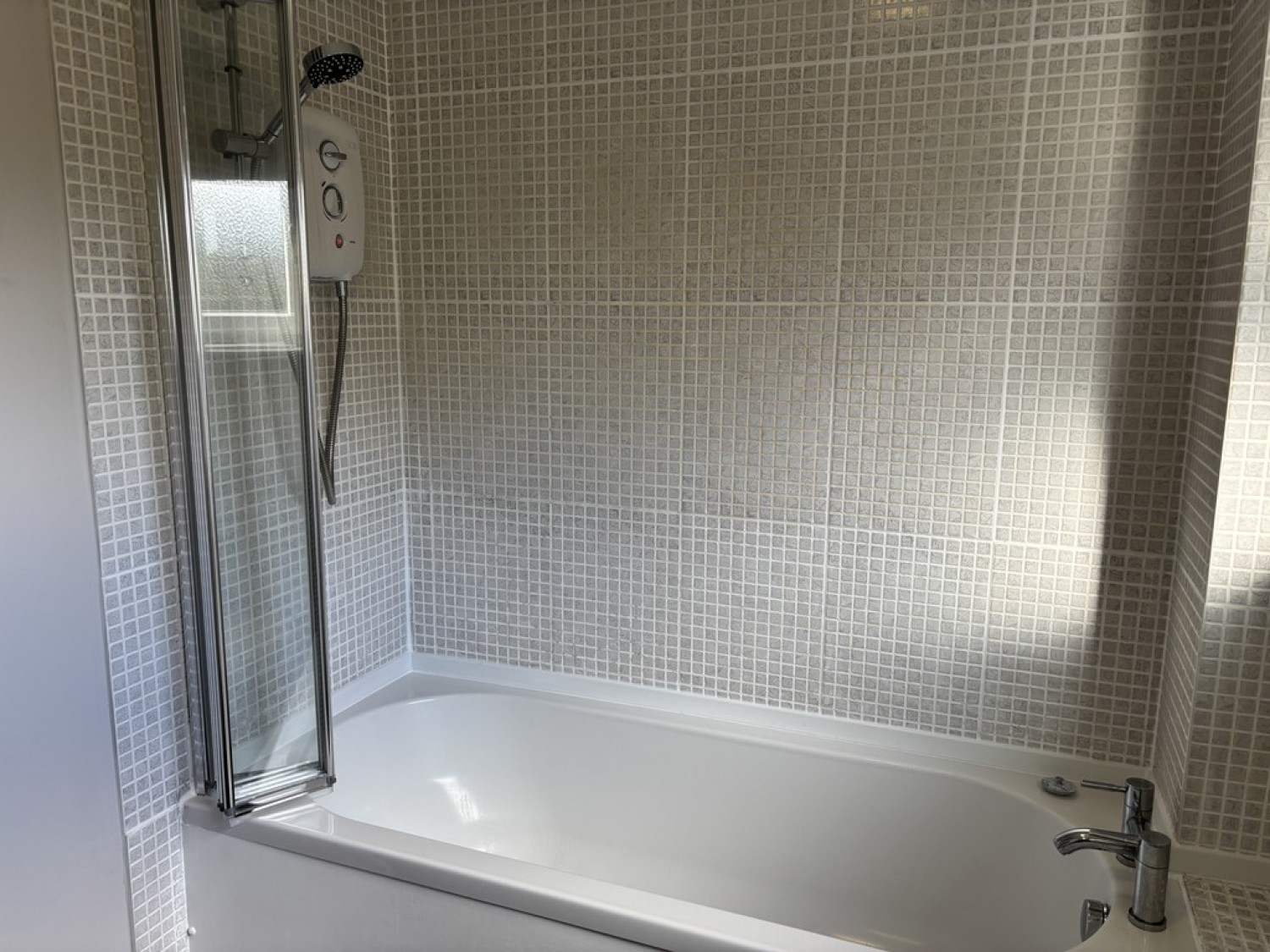 2 bedroom Flat for Letting Langton View, East Calder