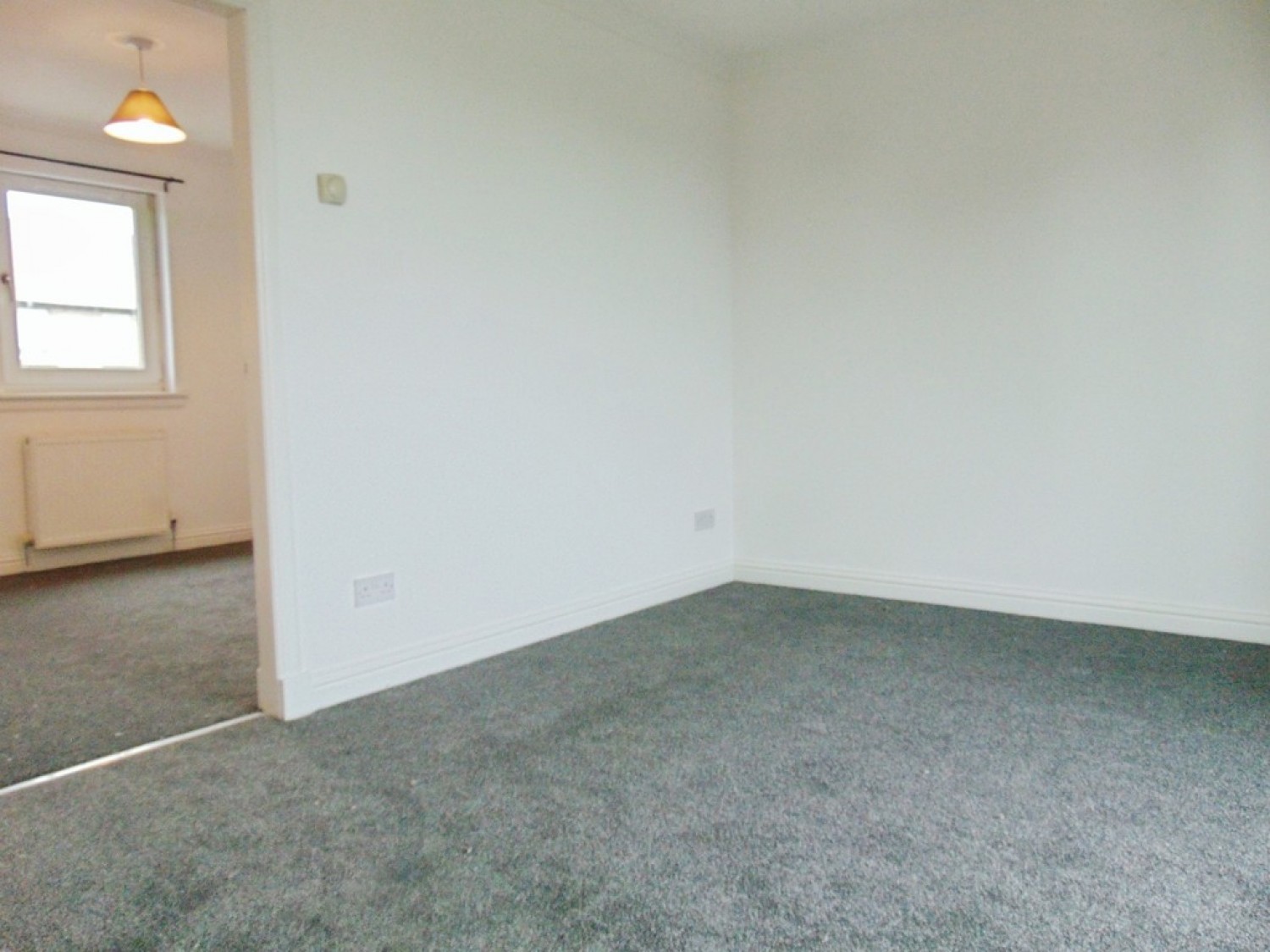 2 bedroom House for Letting Charles Crescent, Bathgate