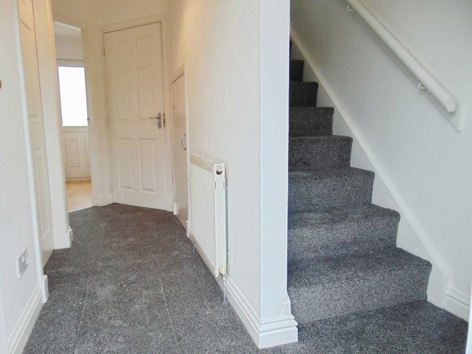2 bedroom House for Letting Charles Crescent, Bathgate