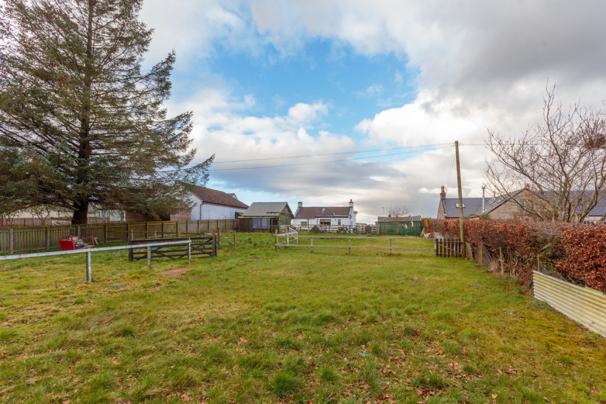 Dunroman Cottage, Strathloanhead, Westfield