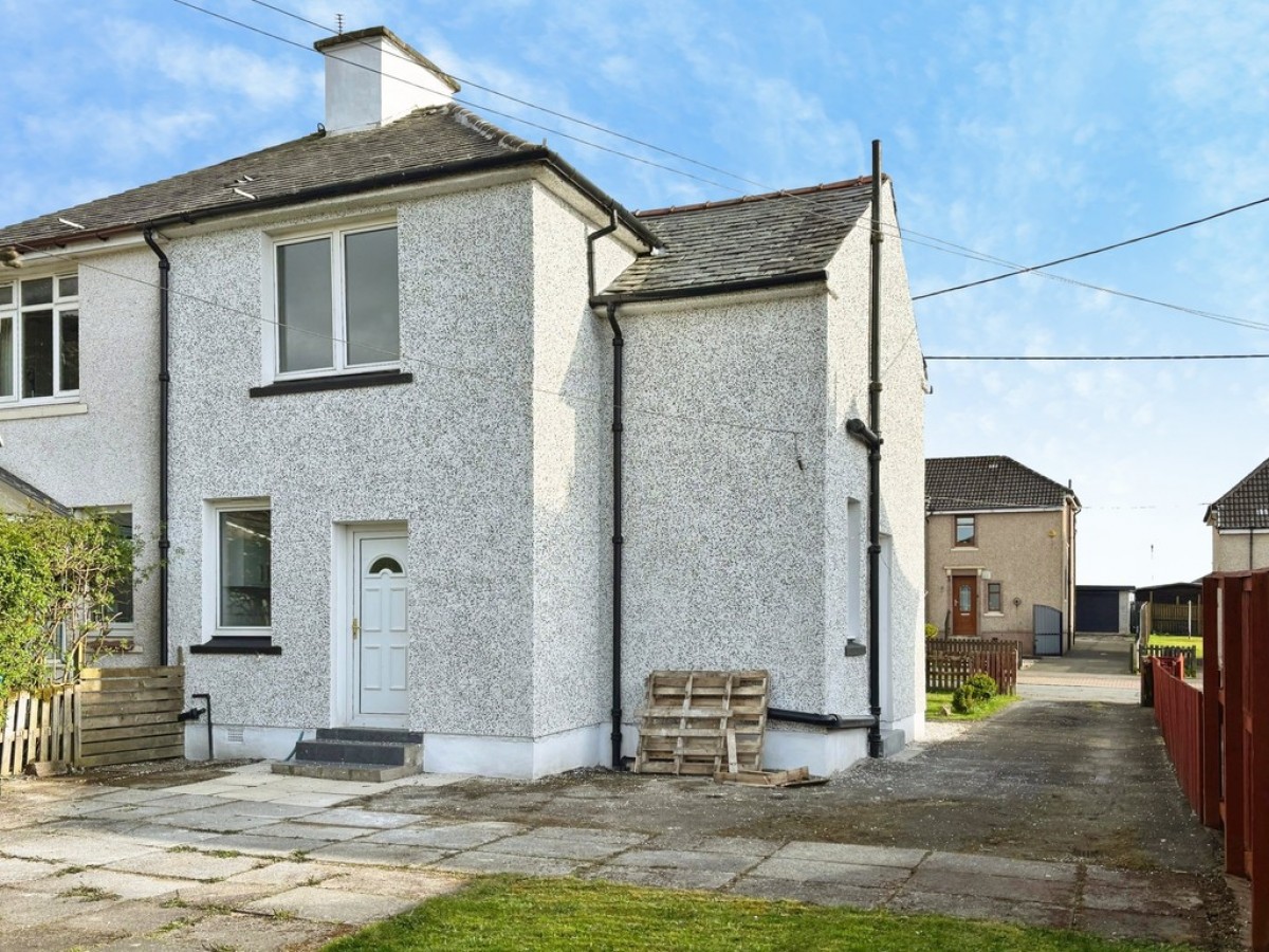 Dyfrig Street, Shotts, North Lanarkshire