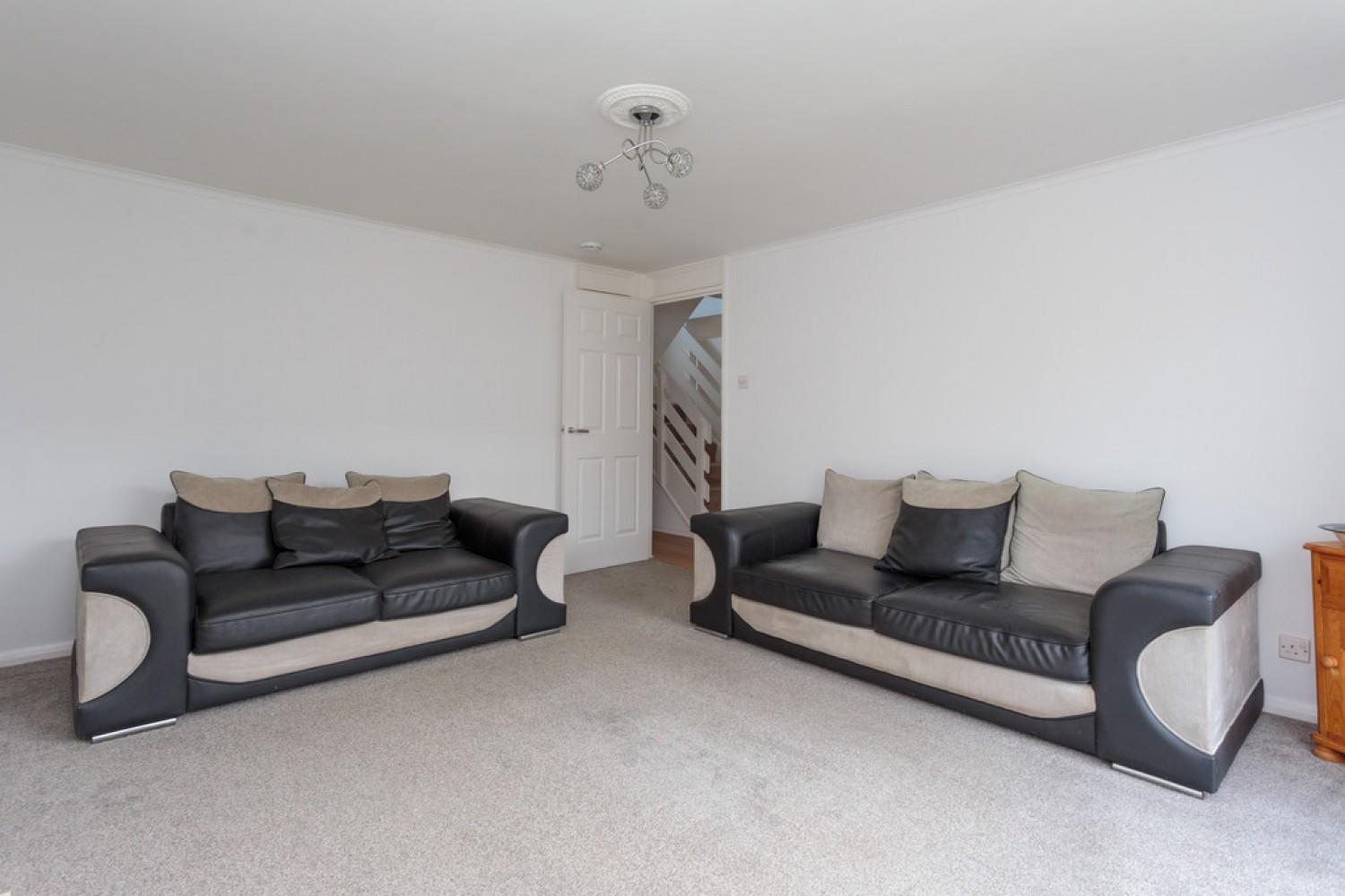 Kenilworth Rise, Dedridge, Livingston