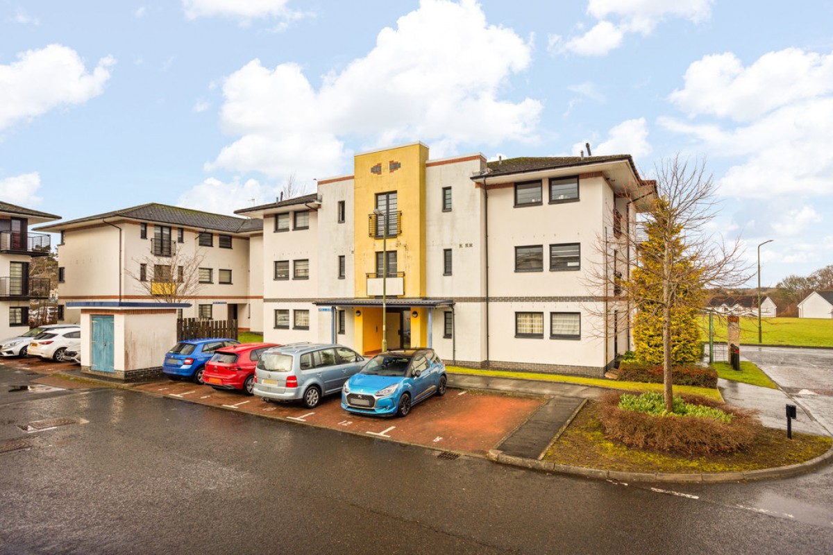 Whiteside Court, Bathgate