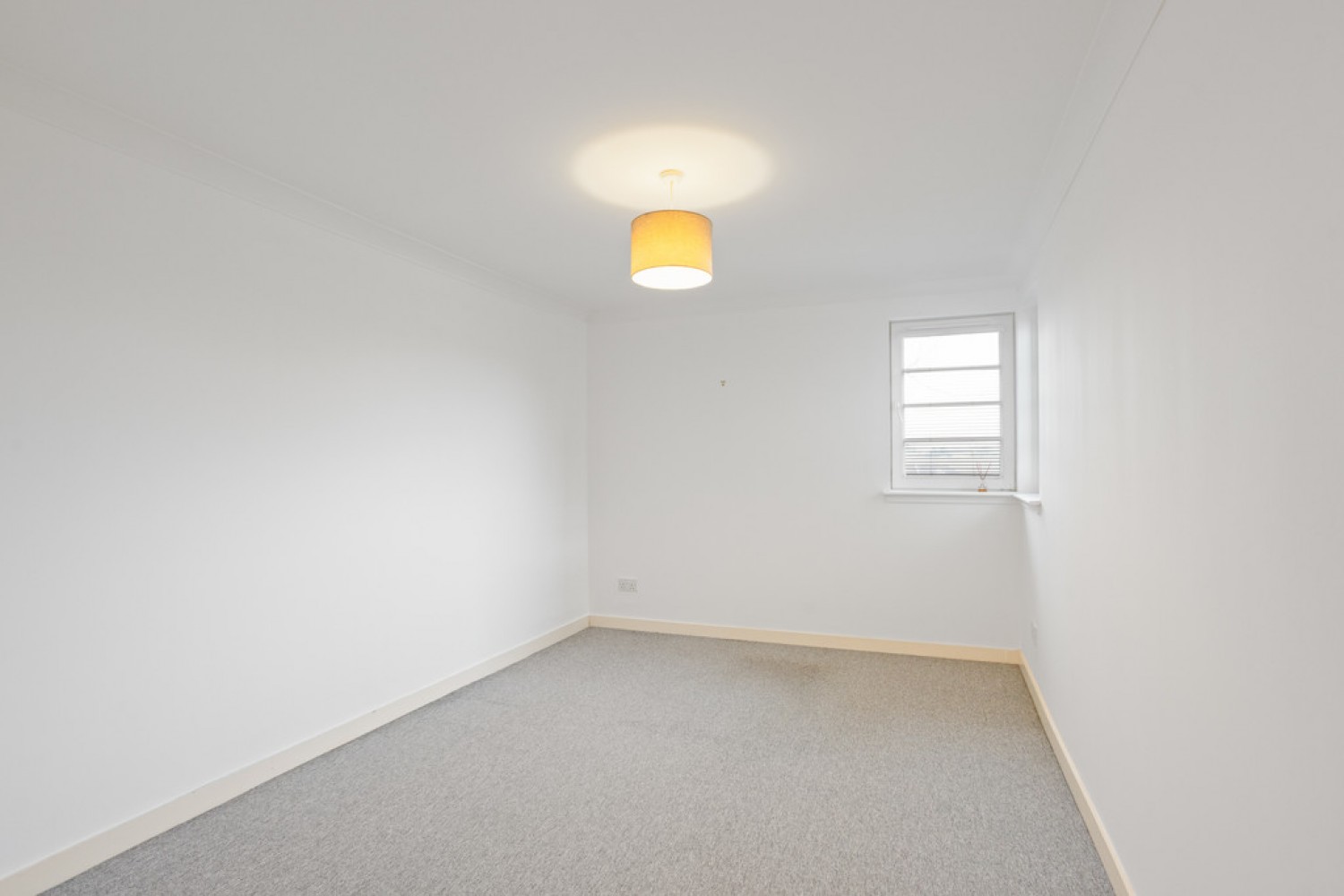 Whiteside Court, Bathgate