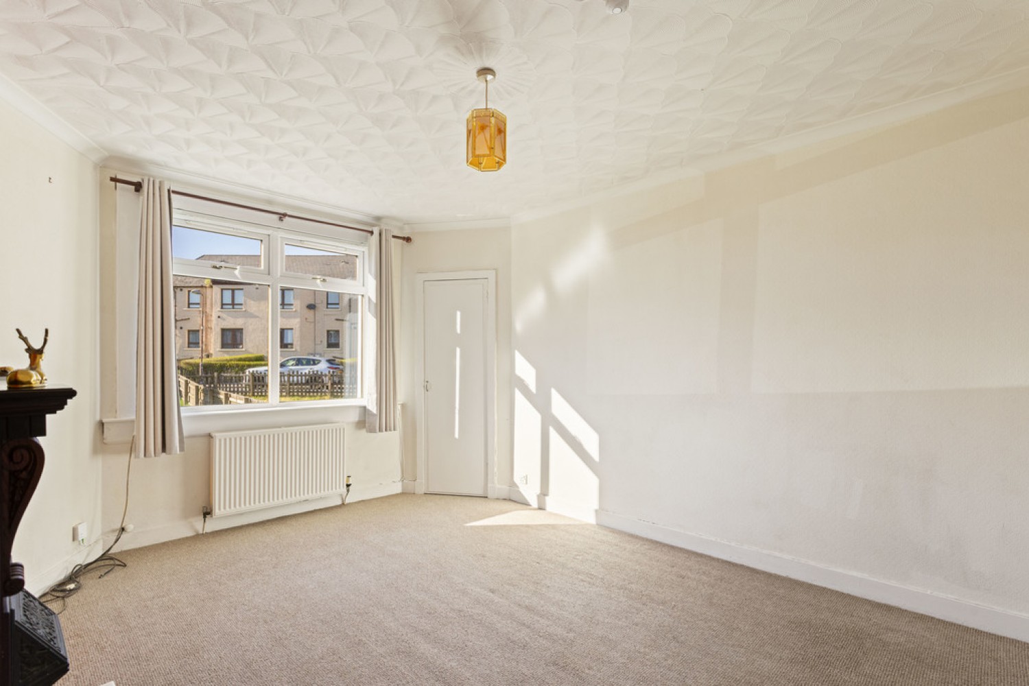 2 bedroom Flat for Letting Riddochill Crescent, Blackburn, West Lothian