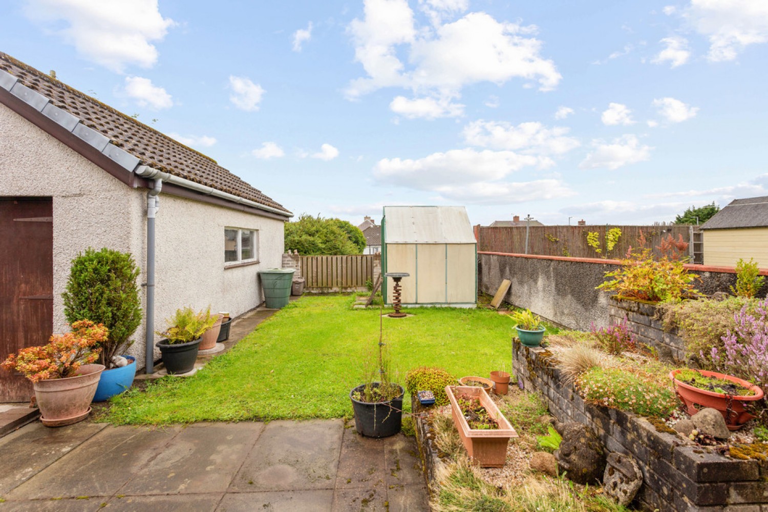 1 bedroom Bungalow for Letting Livingstone Quadrant , Eastfield, Shotts