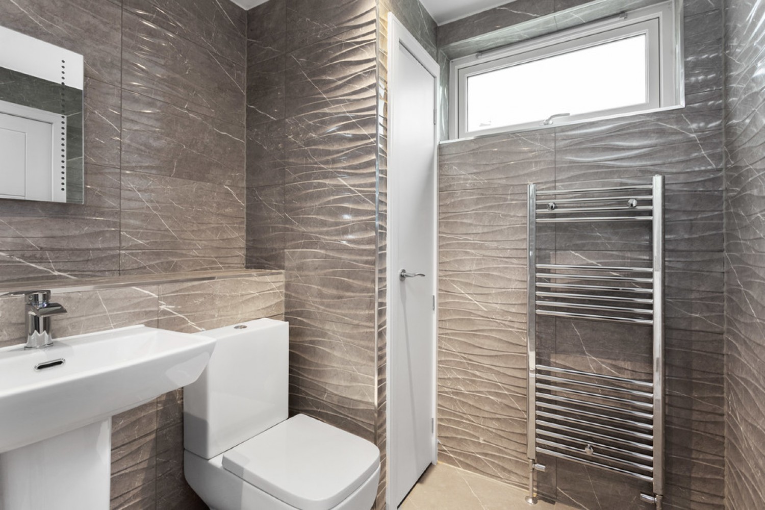 1 bedroom Flat for Letting Burdiehouse Terrace, Edinburgh