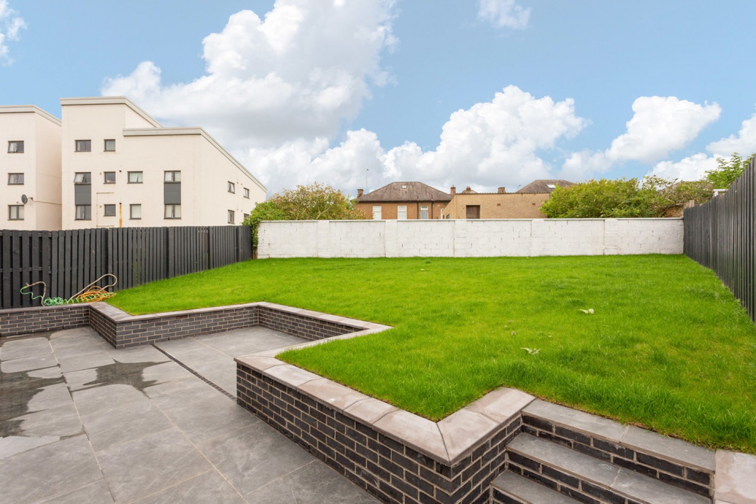2 bedroom Flat for Letting Burdiehouse Terrace, Edinburgh