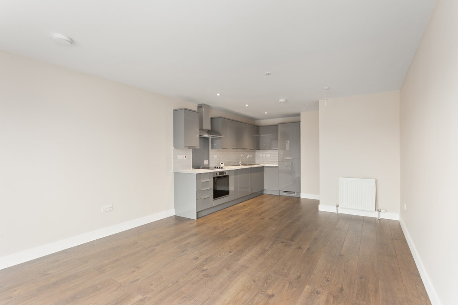 2 bedroom Flat for Letting Burdiehouse Terrace, Edinburgh