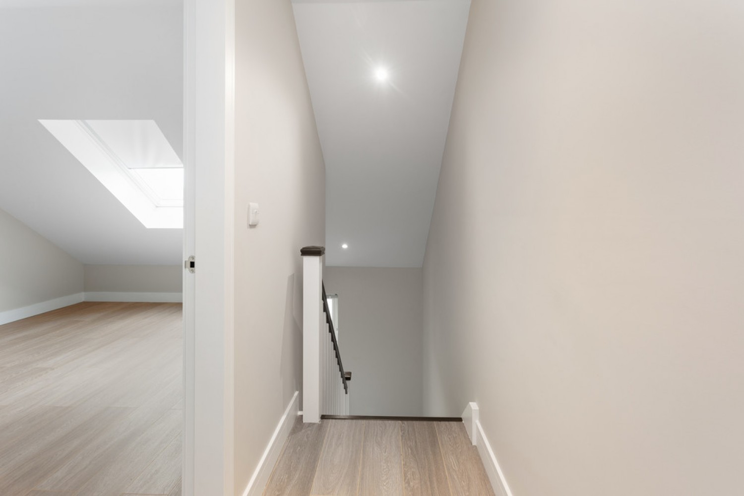 2 bedroom Flat for Letting Burdiehouse Terrace, Edinburgh