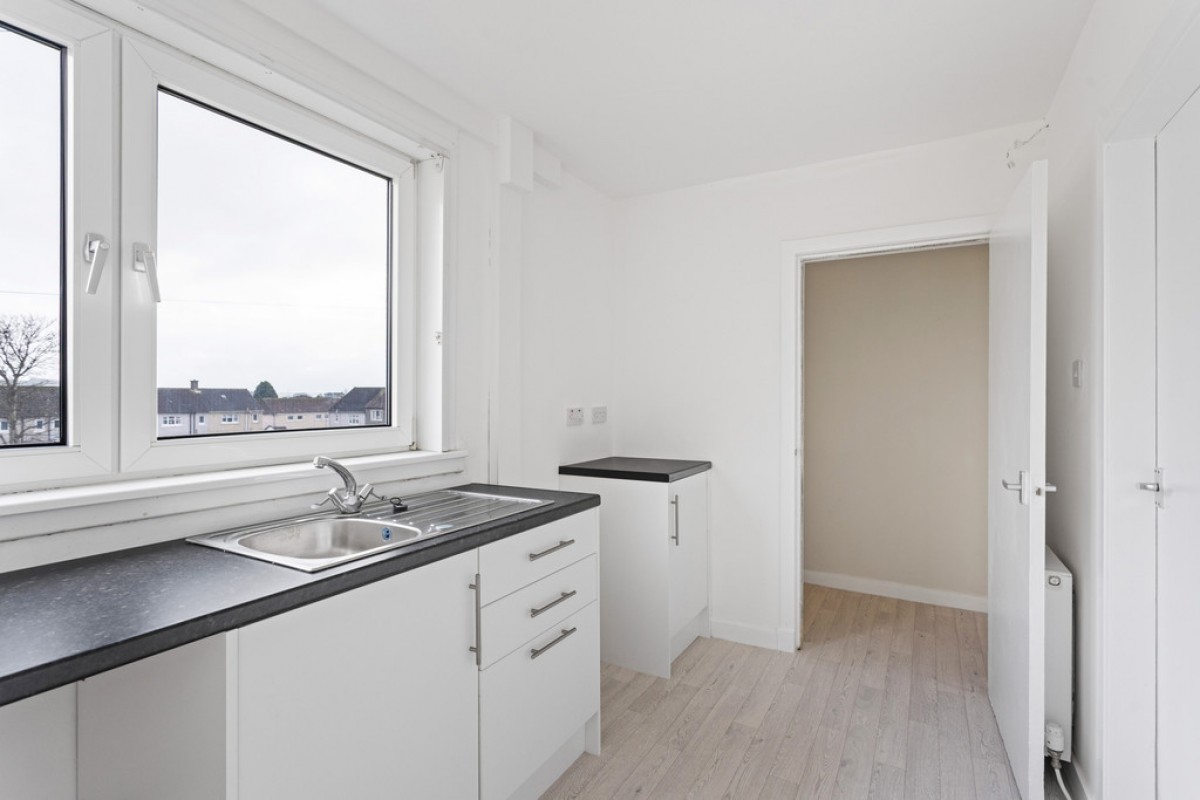 Ballochnie Drive, Plains, Airdrie