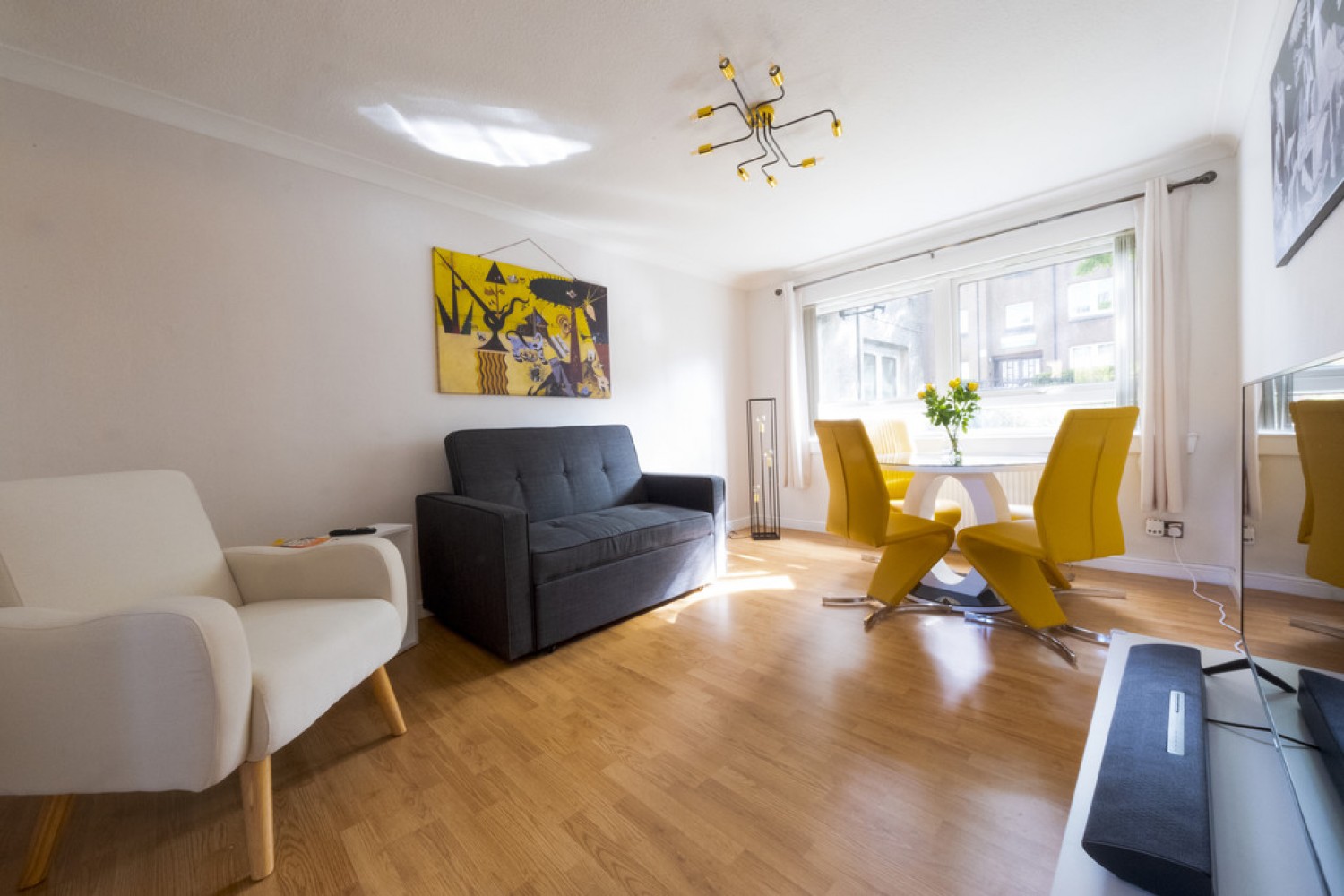 Mansefield Court, Bathgate