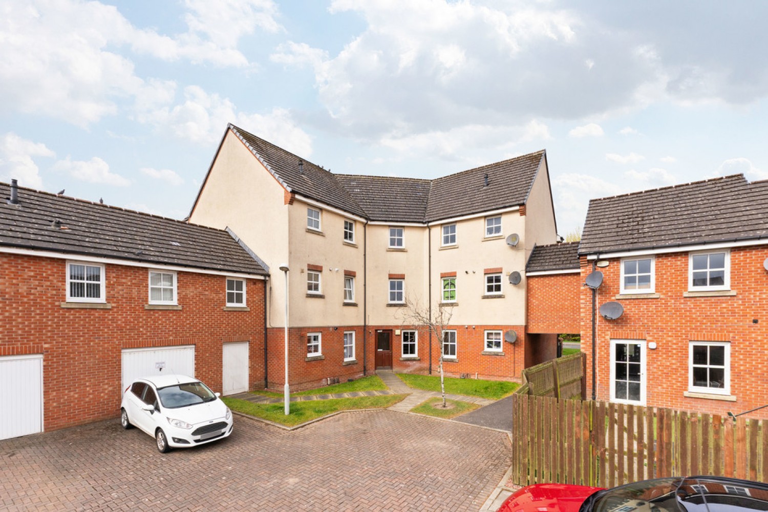 Tollbraes Road, Bathgate