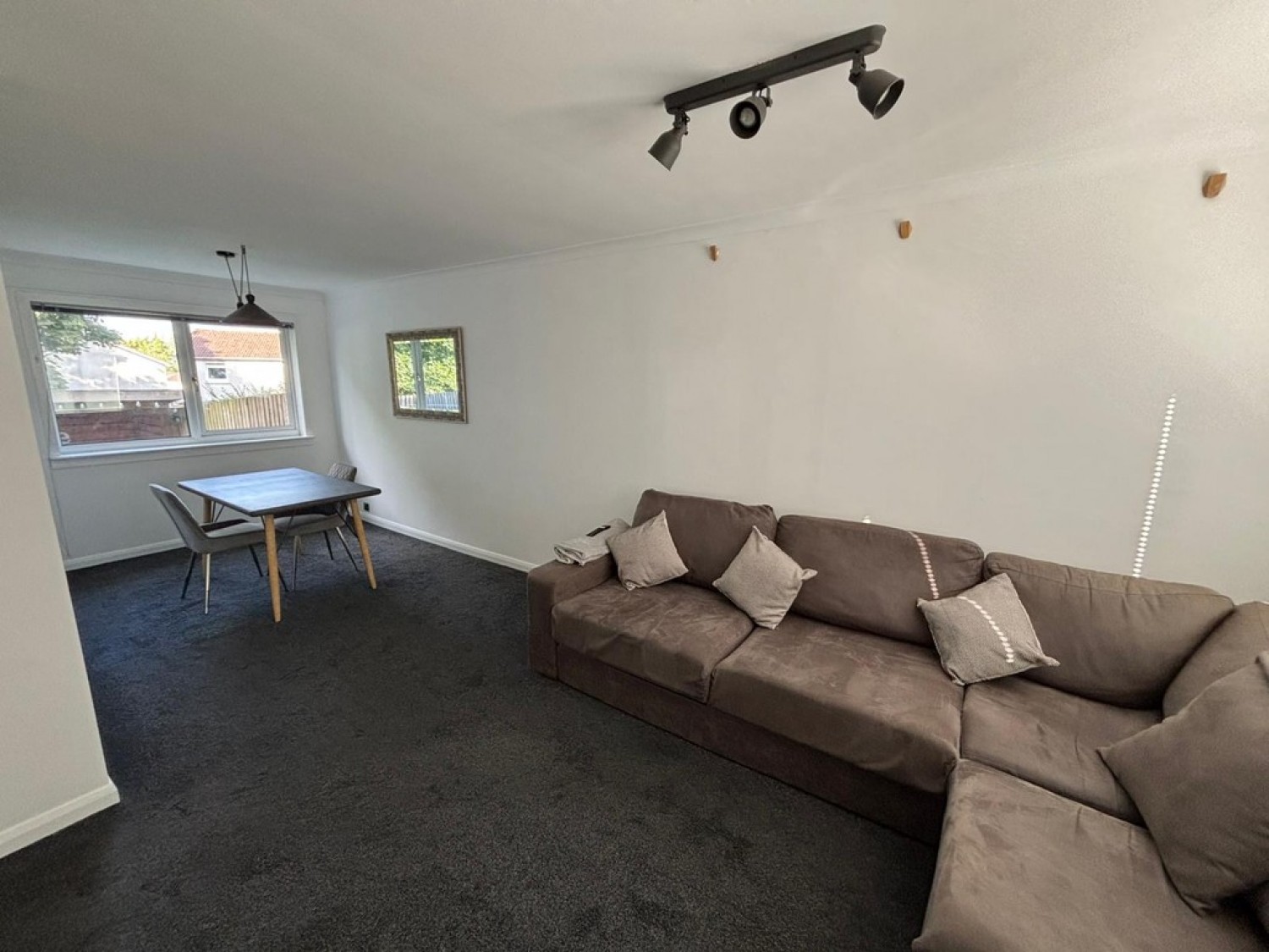 Camps Rigg, Livingston