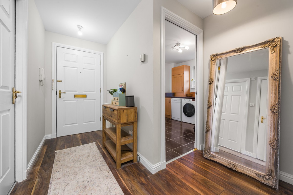 24 Owen Stone Street