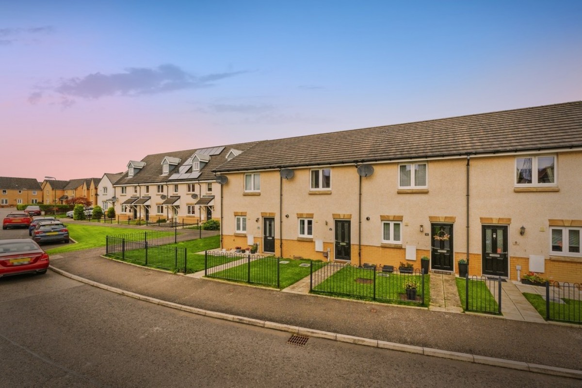 Russell Place, Bathgate