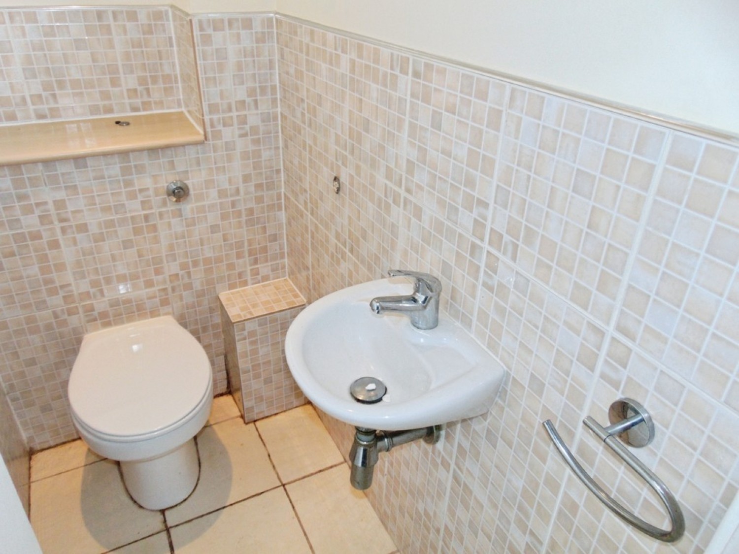 Norman Rise, Livingston