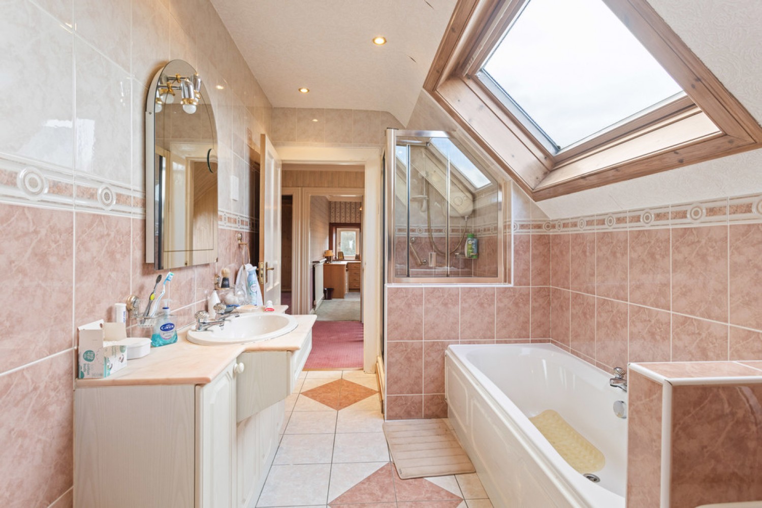 4 bedroom House for Sale Redhouse Road , Seafield, Bathgate