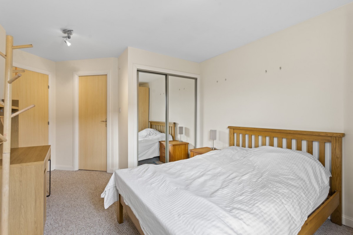 Hawk Brae, Livingston