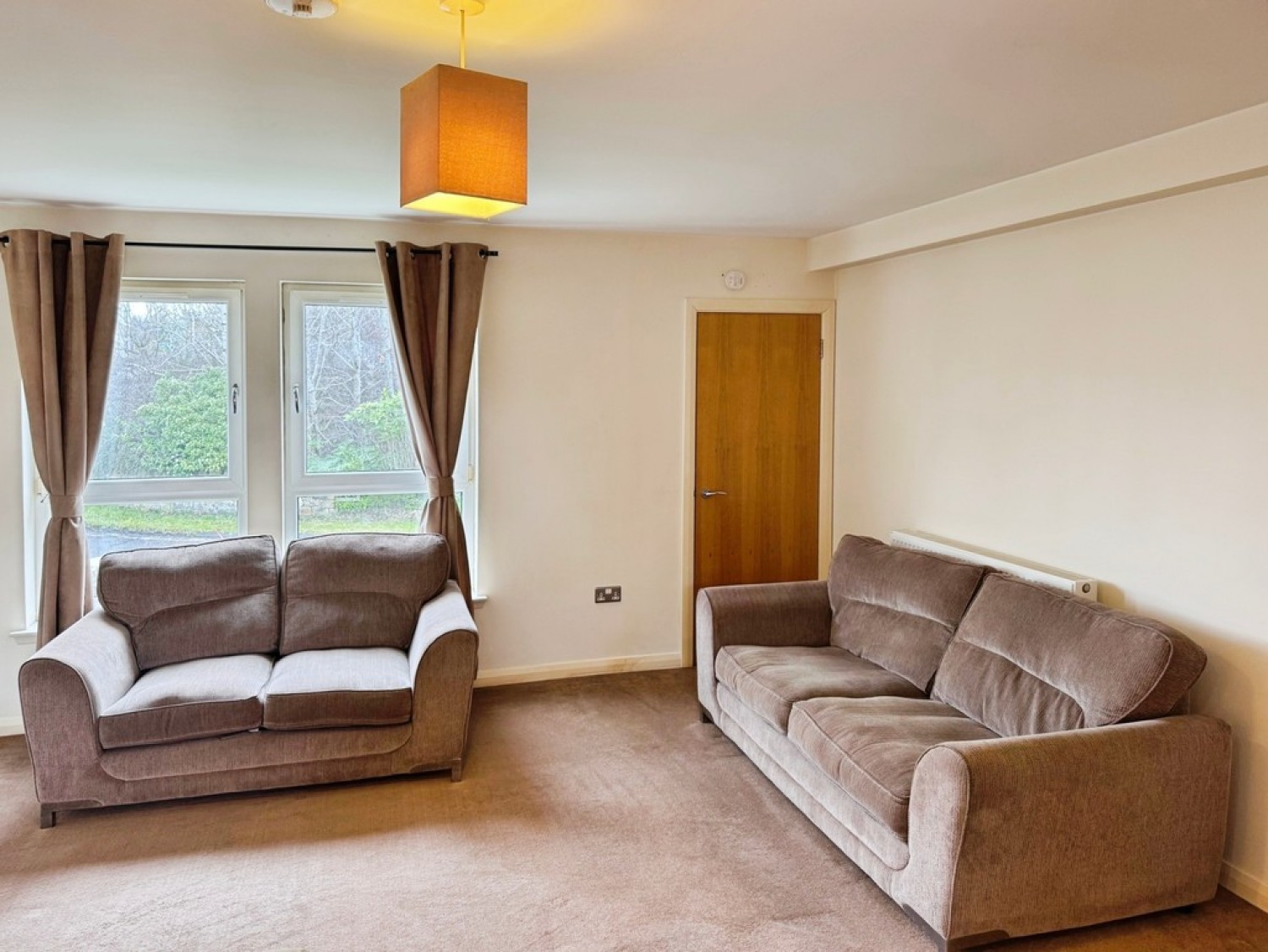 2 bedroom Flat for Letting 53/6 Old Burdiehouse Road