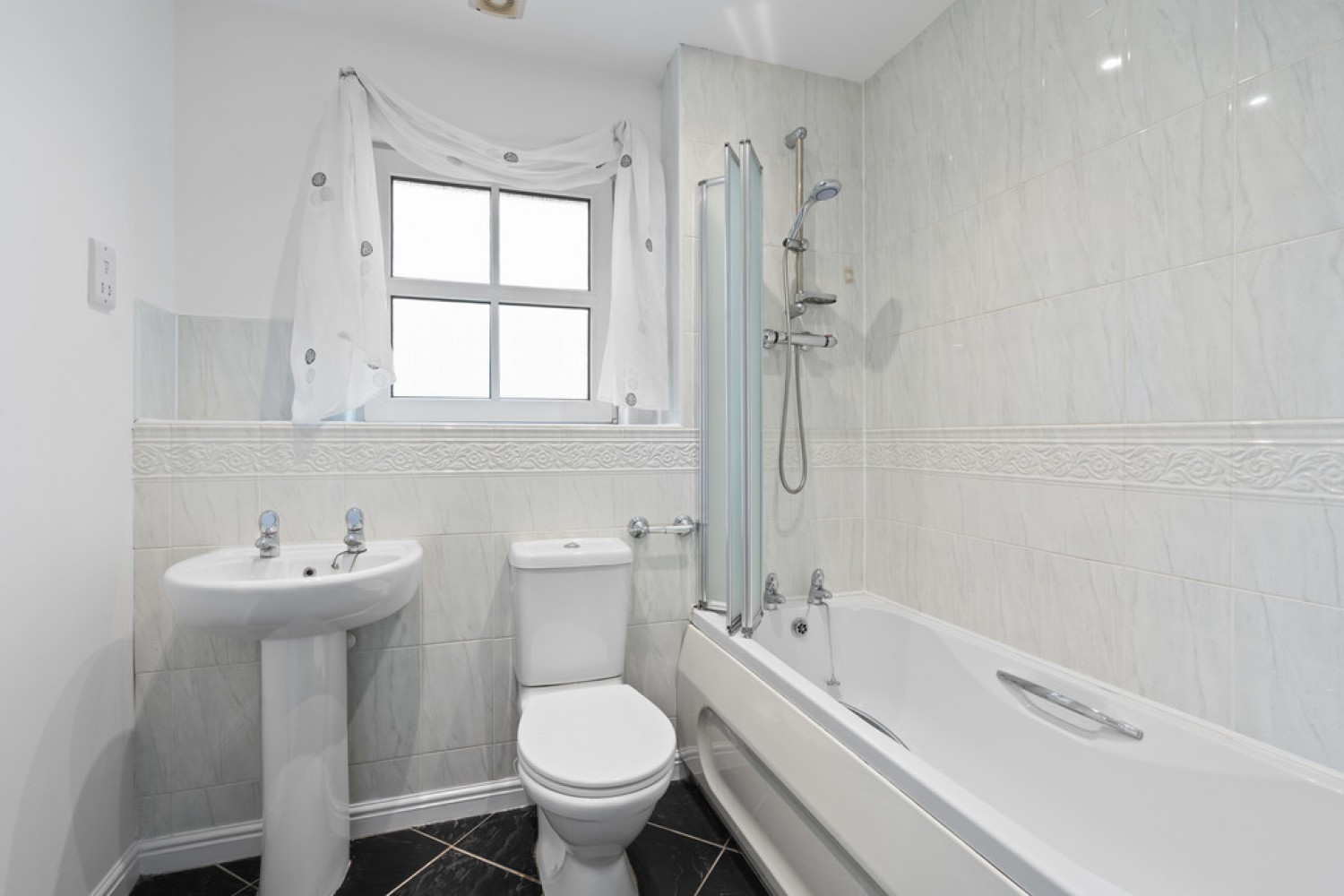 4 bedroom House for Sale Marjory Place, Bathgate