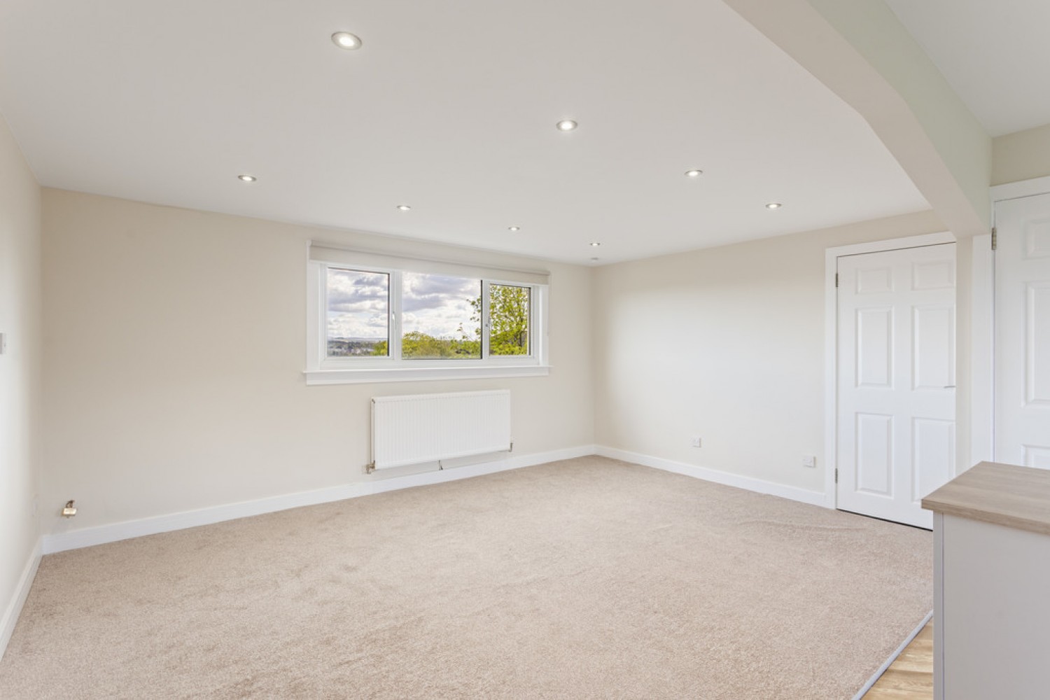 2 bedroom Flat for Letting Victoria Street, Craigshill, Livingston