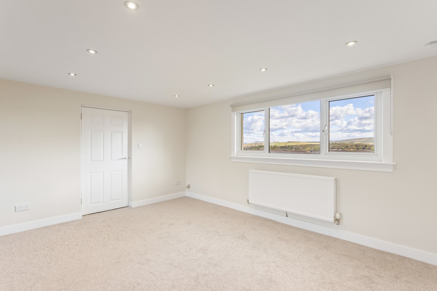 2 bedroom Flat for Letting Victoria Street, Craigshill, Livingston