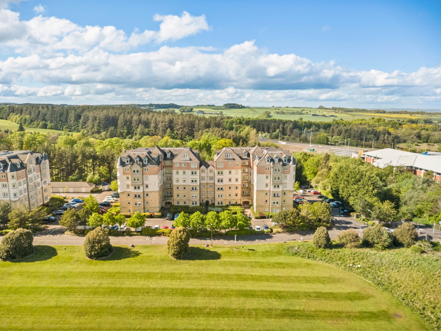 2 bedroom Flat for Sale Eagles View, Livingston