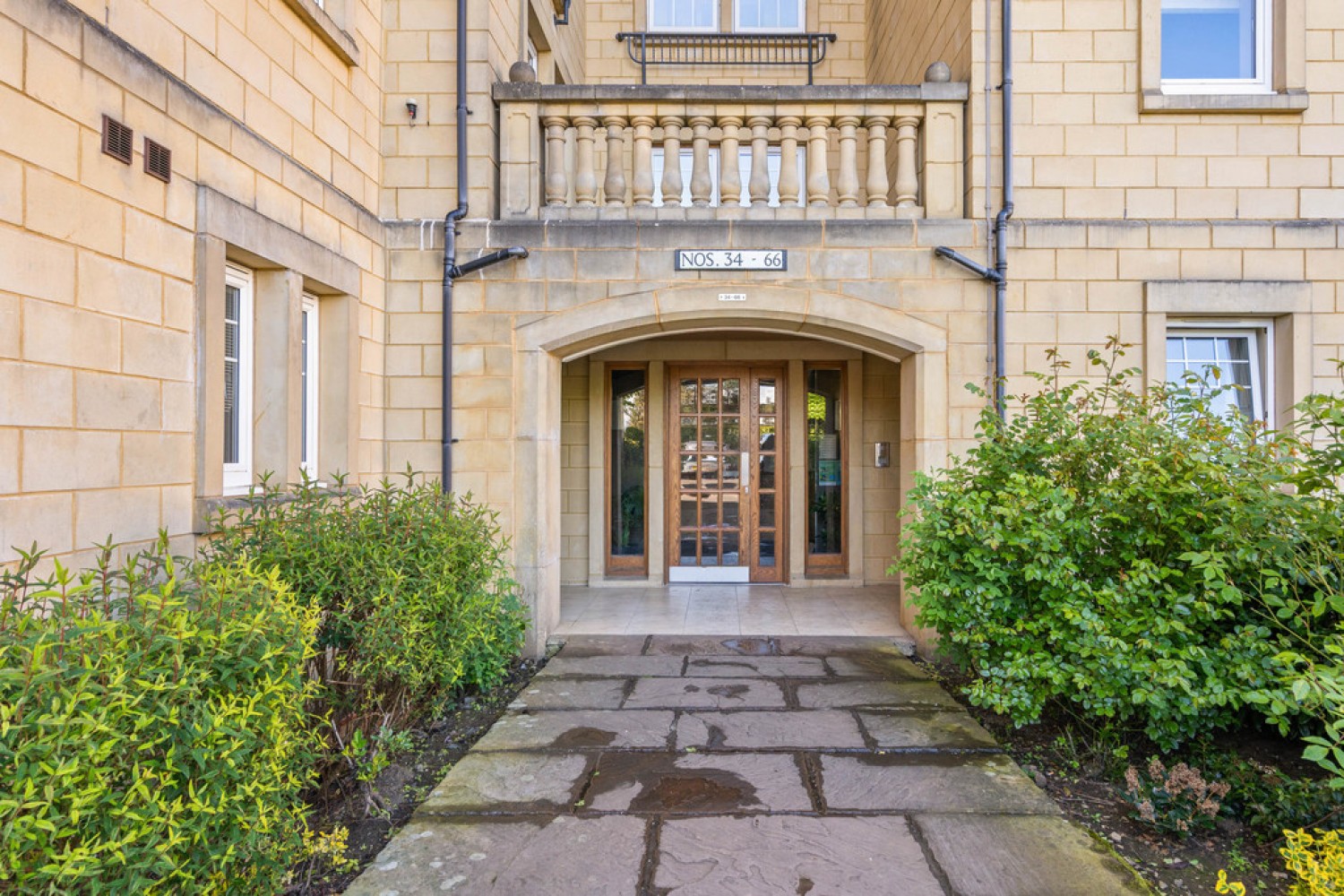 2 bedroom Flat for Sale Eagles View, Livingston