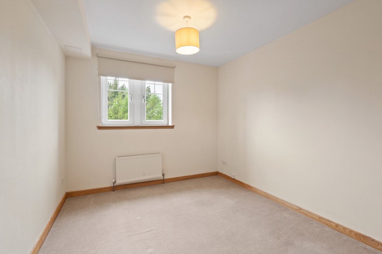 2 bedroom Flat for Sale Eagles View, Livingston