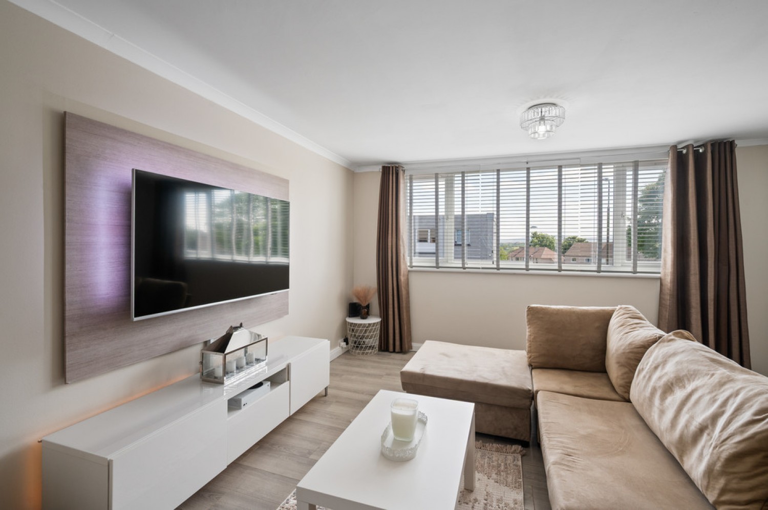 3 bedroom House for Sale Wyndford Place, Uphall