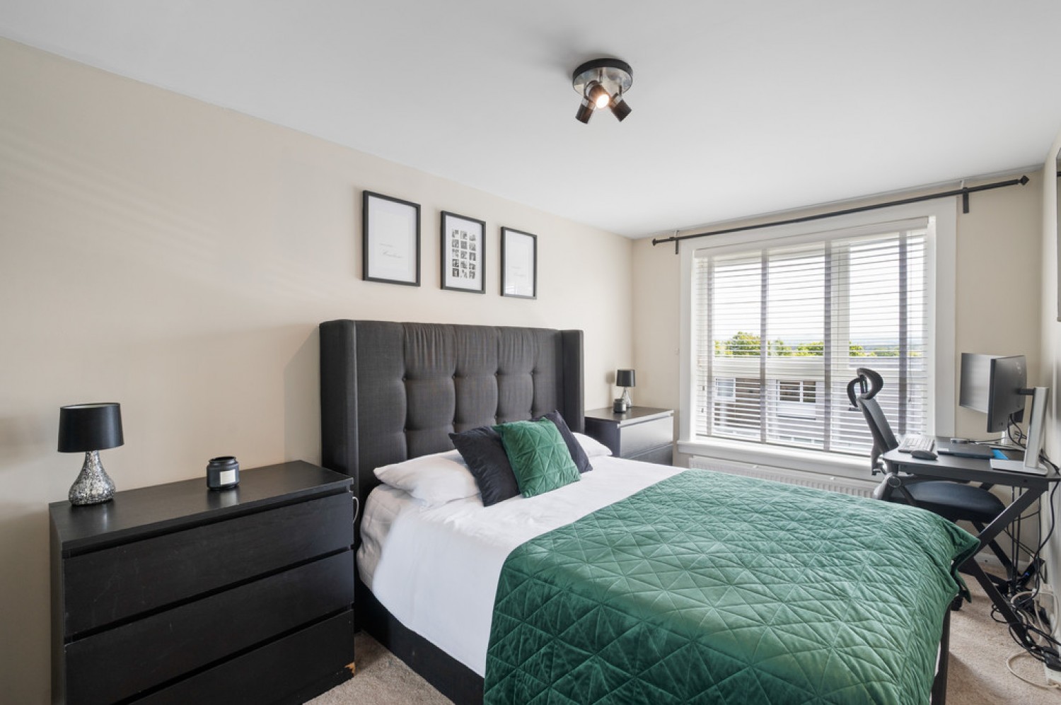 3 bedroom House for Sale Wyndford Place, Uphall