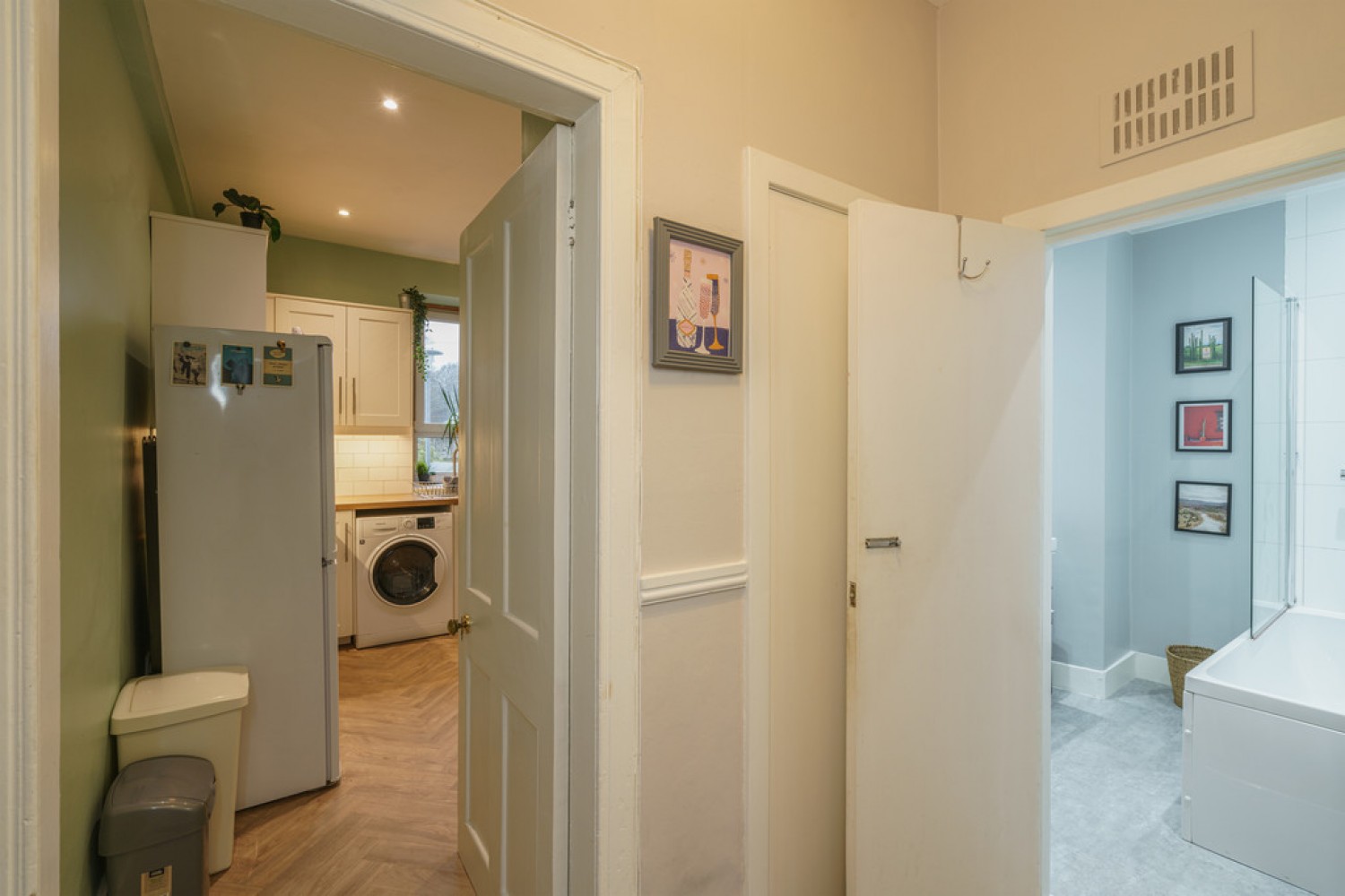 2 bedroom Flat for Letting Orchard Place (FFL), First Floor Left