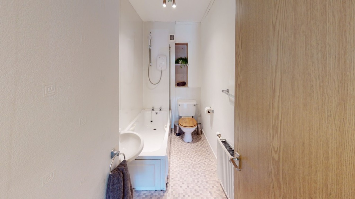 2 bedroom Flat for Letting Bankhead Road, Aberdeen