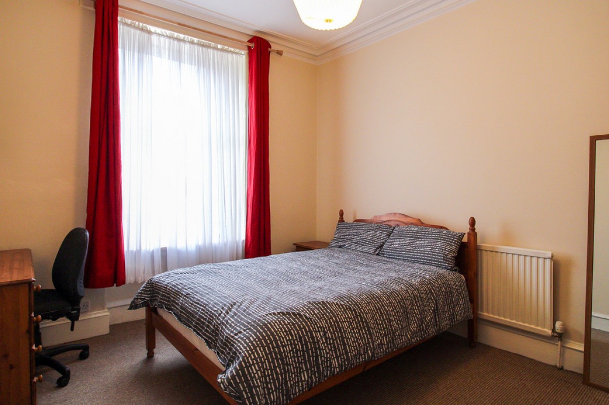 Summerfield Terrace, AB24