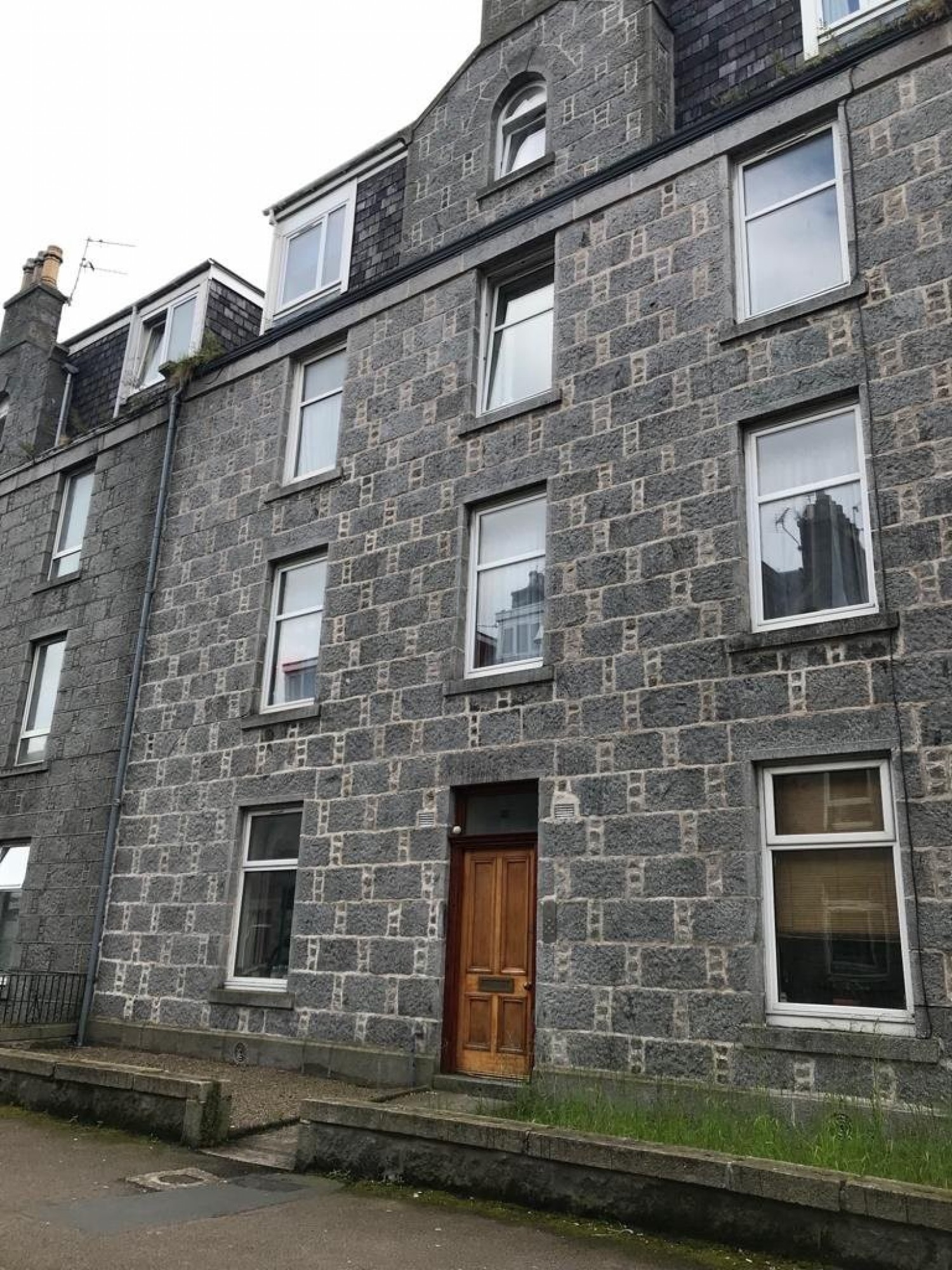 3 bedroom Flat for Letting Summerfield Terrace, AB24