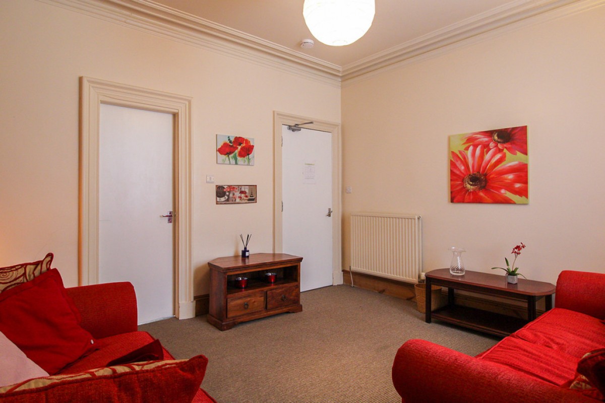 Summerfield Terrace, AB24